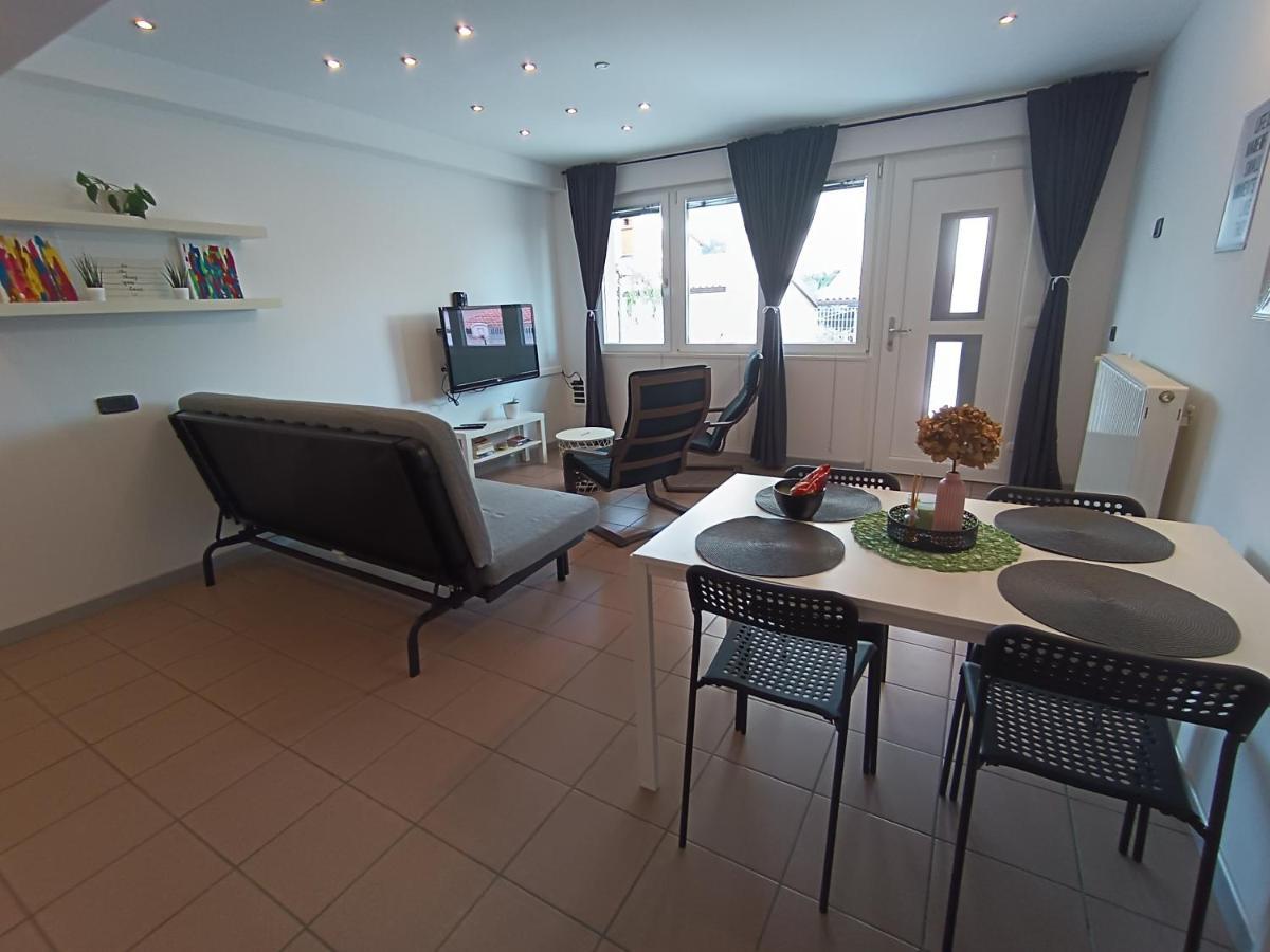 Apartma 31 โนวาโกริคา ภายนอก รูปภาพ